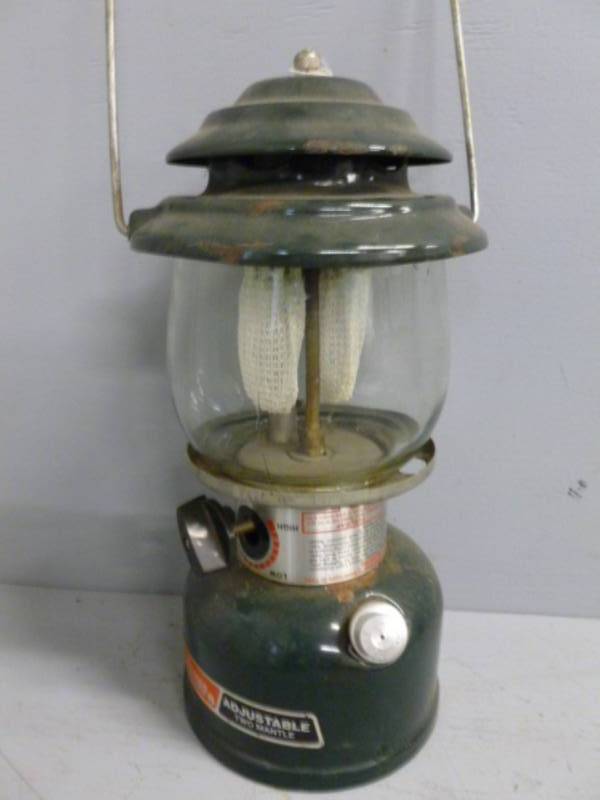 lot 27 image: Coleman Lantern