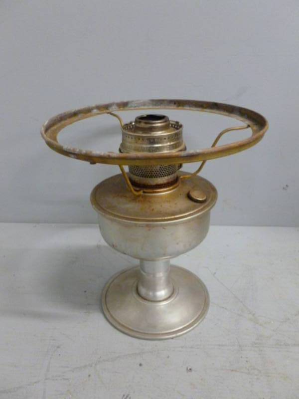 lot 45 image: Vintage Aladdin