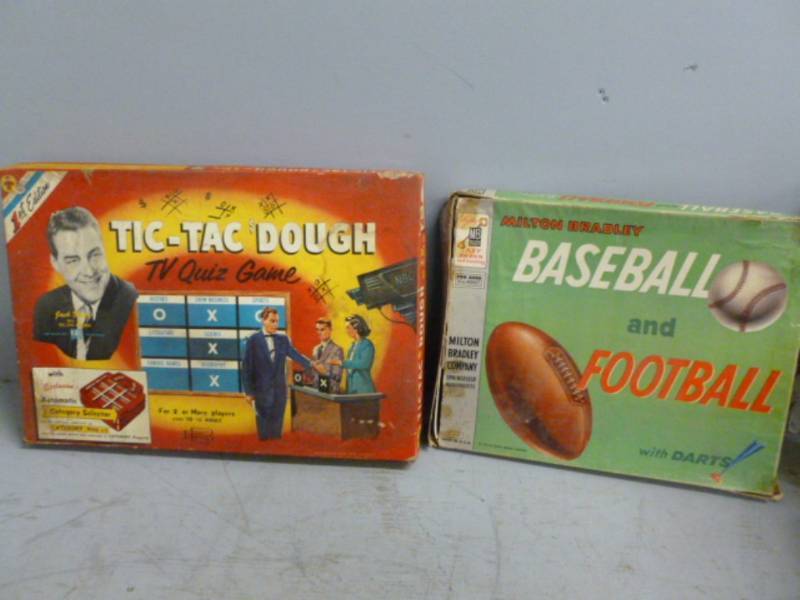 lot 92 image: Vintage Games