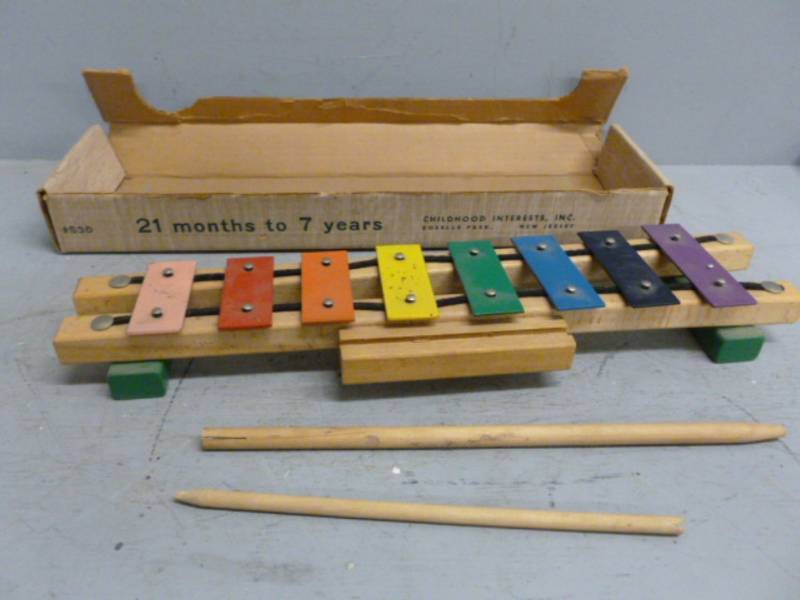 lot 96 image: Vintage Bell Instrument