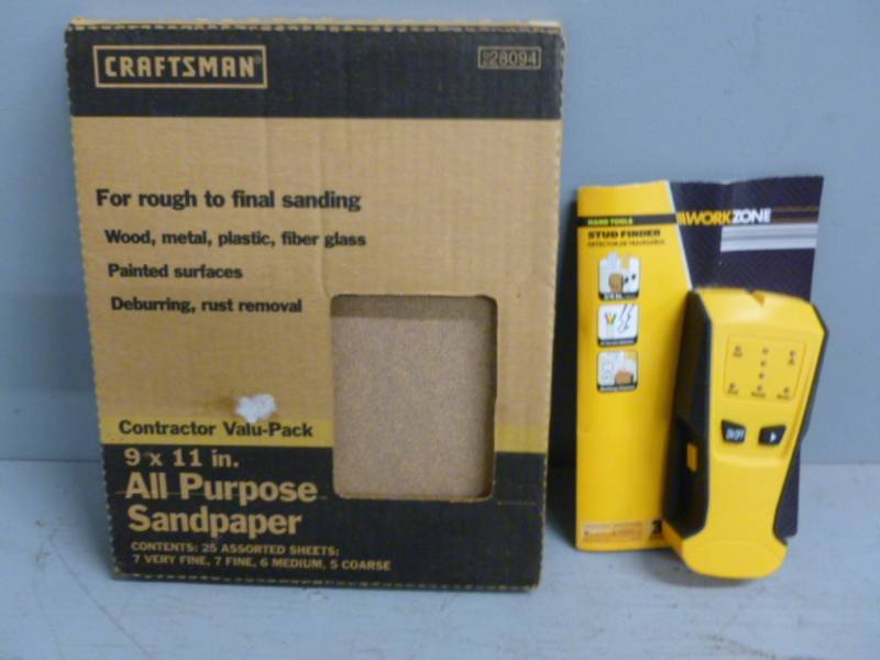 lot 125 image: Stud Finder