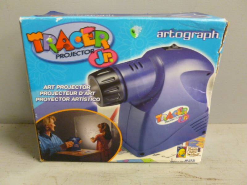 lot 126 image: Art Projector