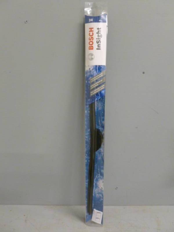 lot 128 image: New Windshield Wiper Blade