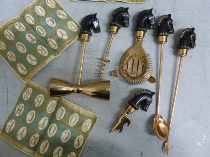 lot 135 image: Cocktail Set