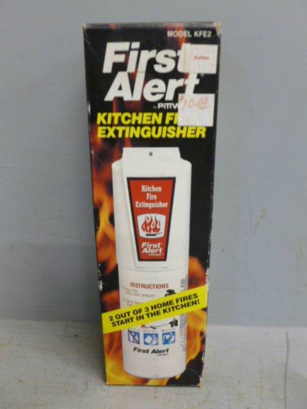 lot 195 image: New Fire Extinguisher