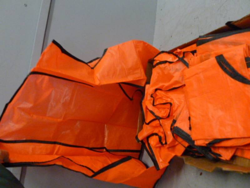 lot 252 image: Hunting Vests