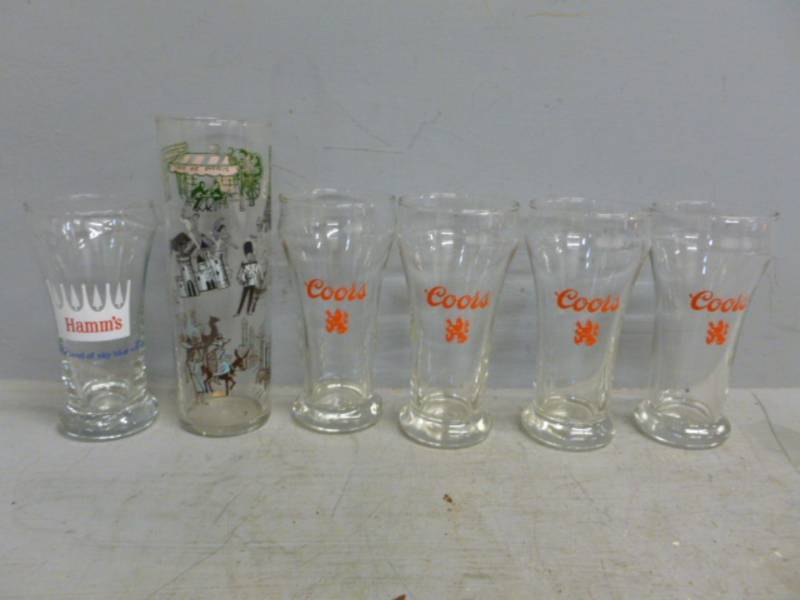 lot 264 image: Vintage Hamms