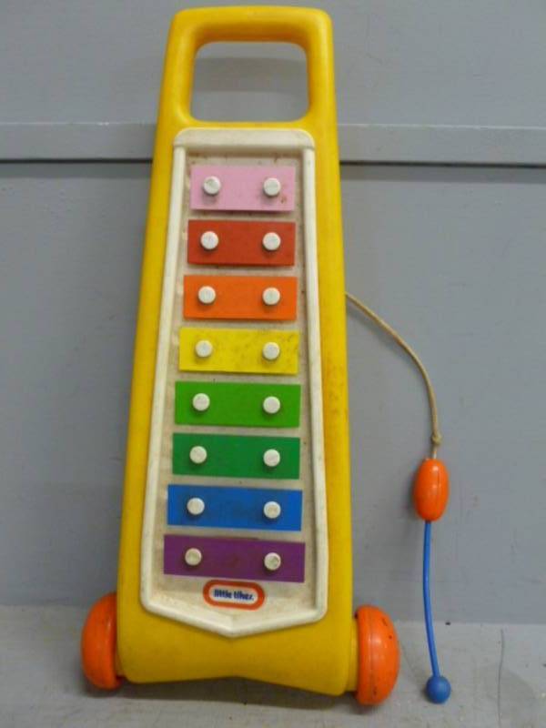 lot 267 image: Toy
