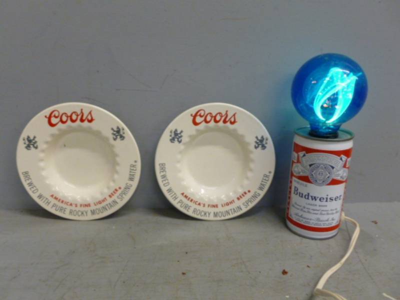 lot 271 image: Vintage Coors Ashtrays
