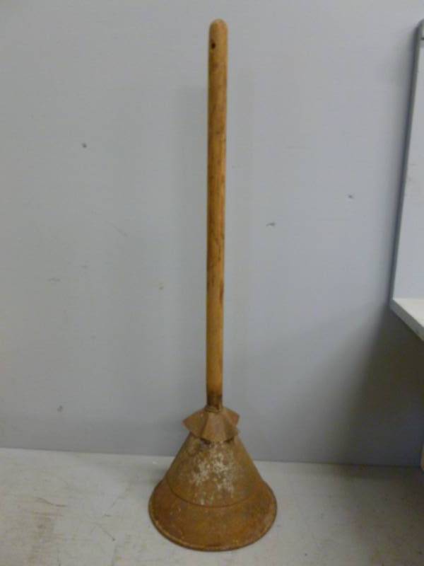 lot 291 image: Vintage Clothes Stomper