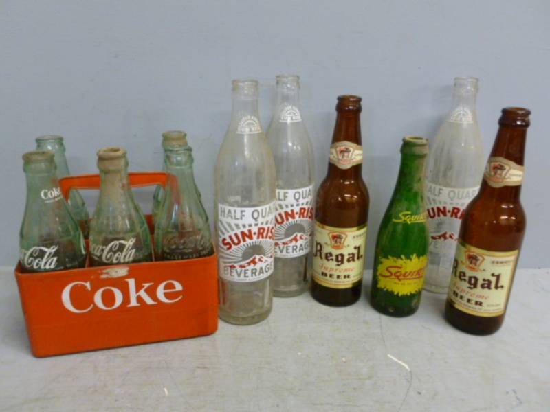 lot 318 image: Vintage Coca-Cola