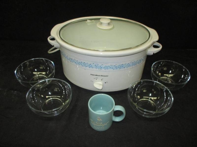 lot 57 image: Large and Medium Crockpots
