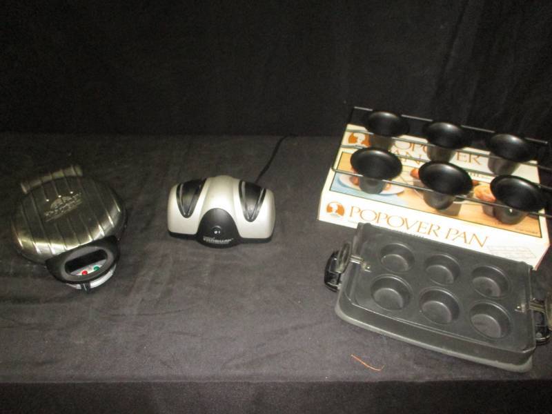 lot 63 image: Popover pan, muffin and multiuse pan, waffle iron and more