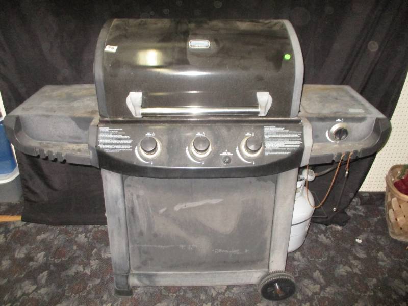 lot 97 image: Nice Grill