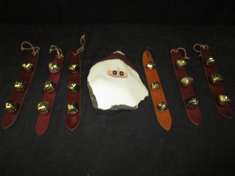 lot 127 image: Rock Santa and Sleigh Bells