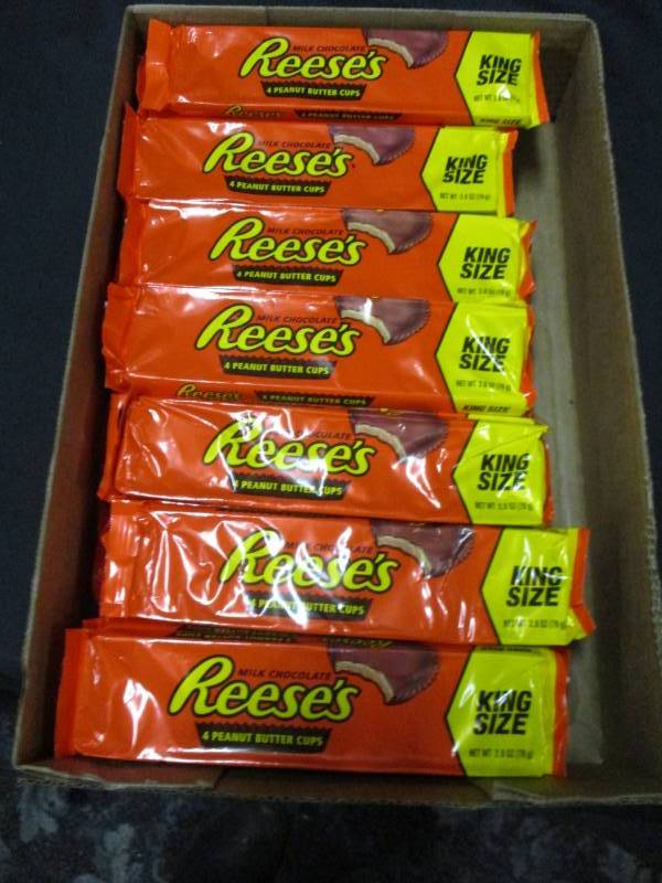 lot 185 image: 20 Reeses Peanut Butter Cup King Size Bars