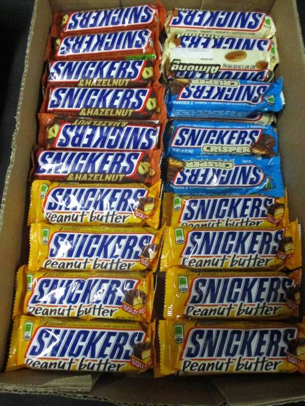 lot 190 image: 37 Snickers Bars