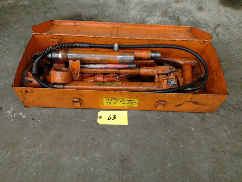 lot 63 image: 10 Ton Porta-Power Kit...