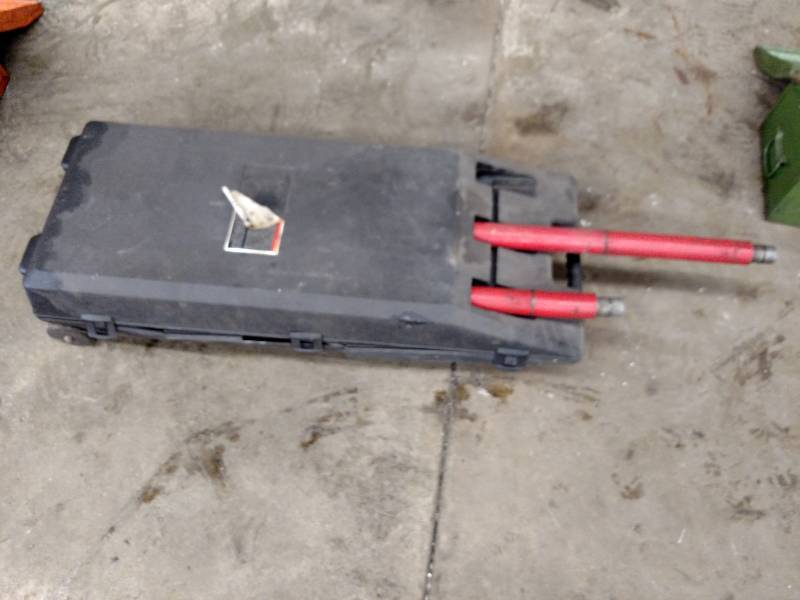 lot 65 image: 10 Ton Porta-Power Kit...