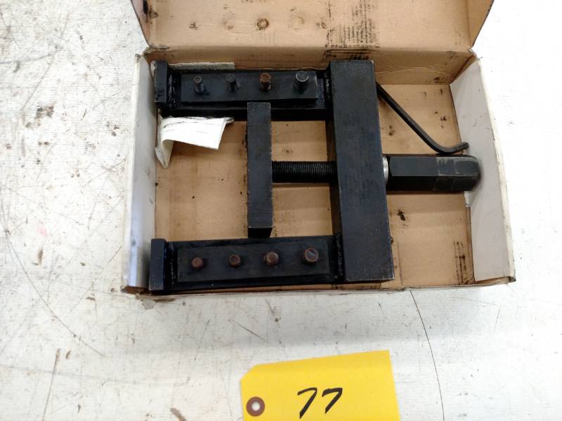 lot 77 image: Neiko U-Joint Tool...
