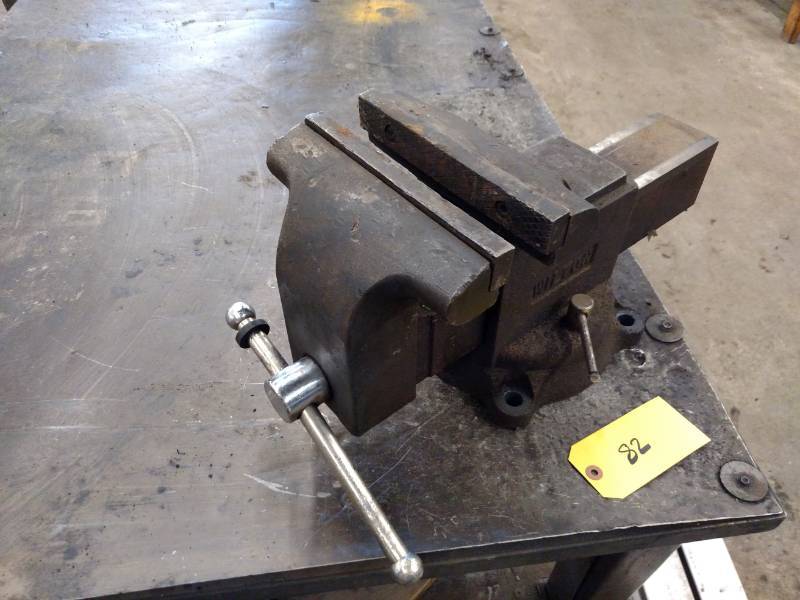 lot 82 image: Wilton Heavy Duty 8 Swivel Vise...