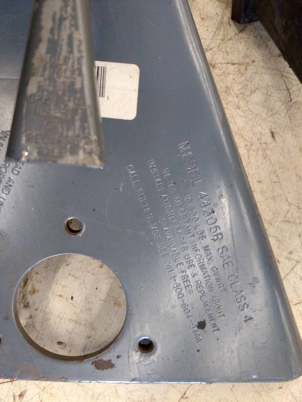 lot 93 image: 2 516 Trailer Coupler & Ball Recei...