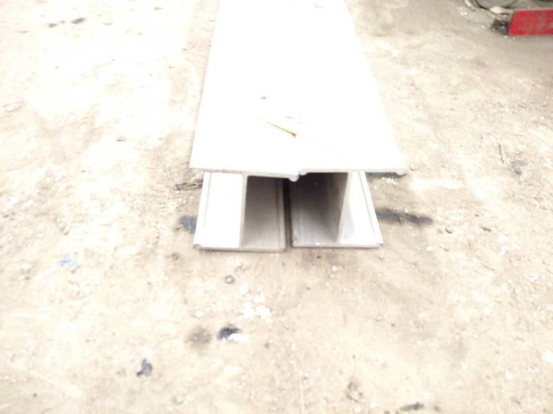 lot 133 image: (2) 4x3 12 x 8 12 Aluminum Tra...