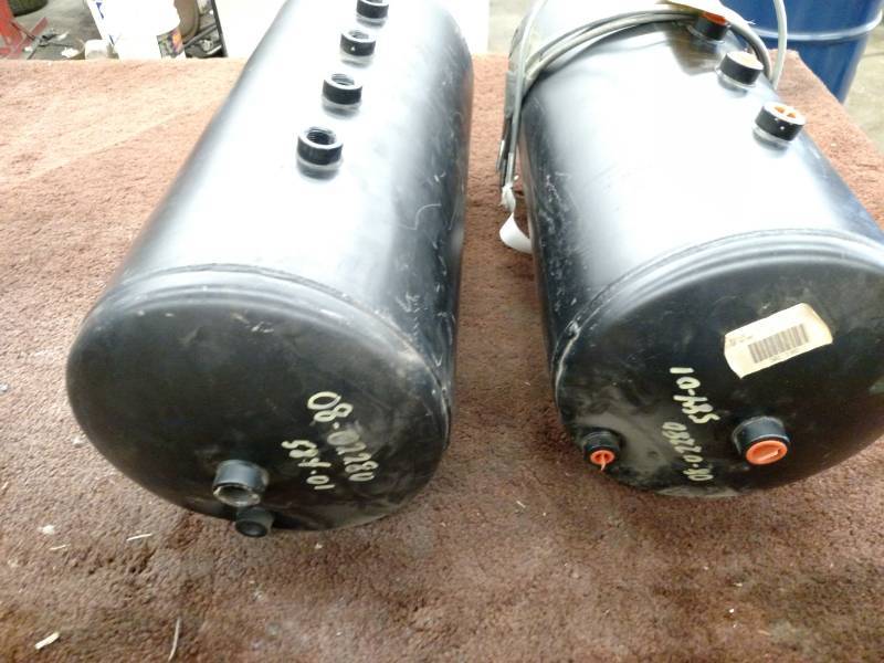 lot 162 image: (2) Truck Air Tanks...