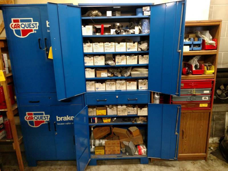 lot 179 image: Napa Brakes Cabinet with Contents...