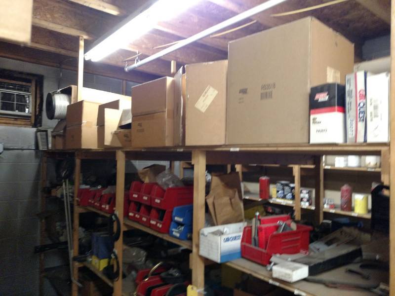 lot 184 image: Contents of Shelf (Asstd Truck Par...