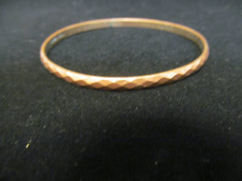 lot 39 image: Jewelry