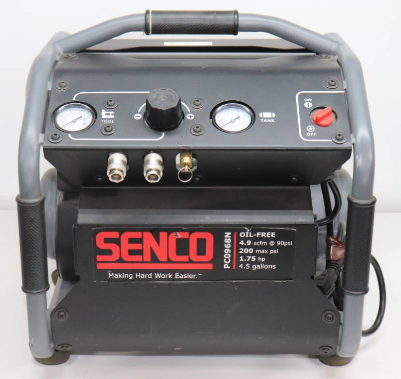 lot 7 image: SENCO 4.5gal Air Compressor