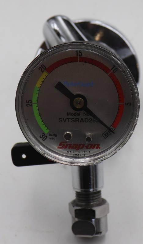lot 32 image: Snap-on Vaccum Tester