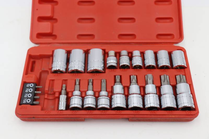 lot 44 image: Torx Bit Set