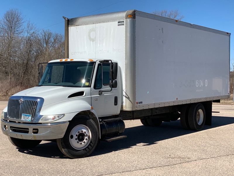 2007 International 4300 Box Truck