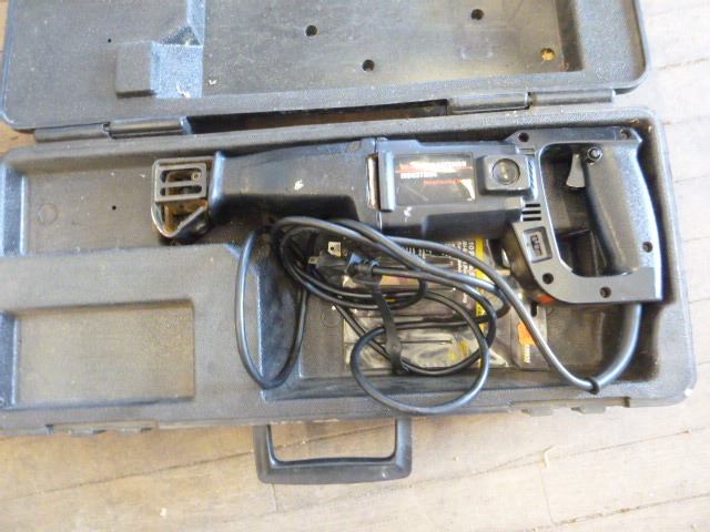 lot 22 image: Craftsman Reciprocating Saw