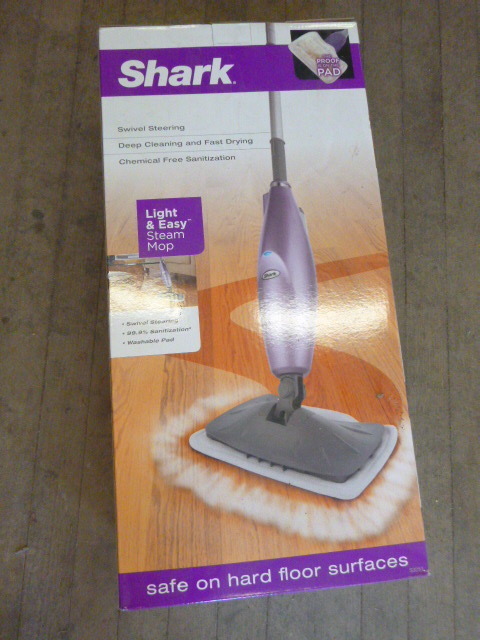 lot 28 image: Shark Steam Mop