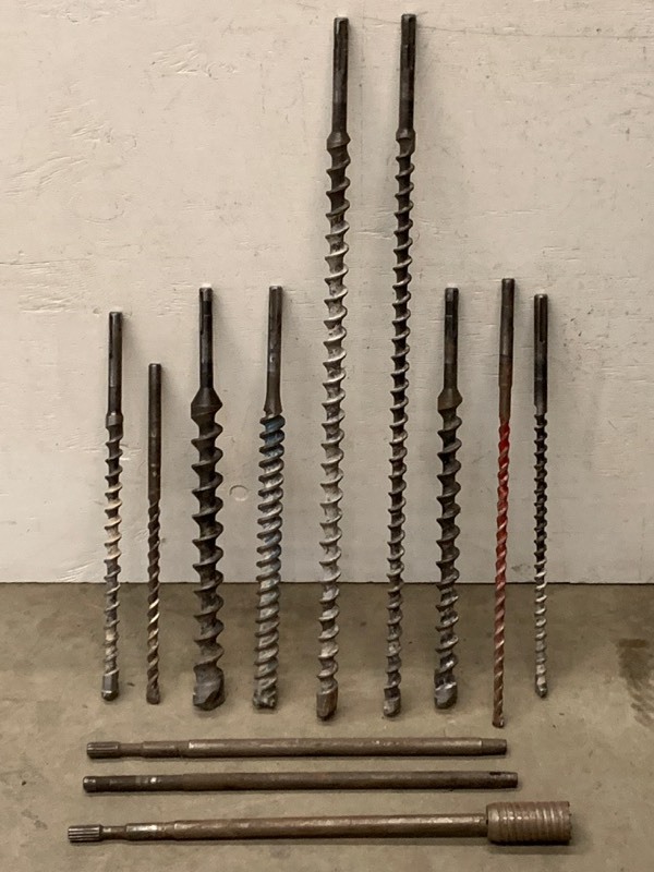 lot 22 image: Box Of Boring  Drilling Bits