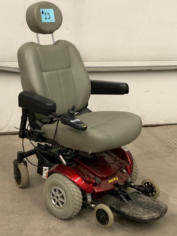 lot 13 image: Jazzy Electric Wheelchair