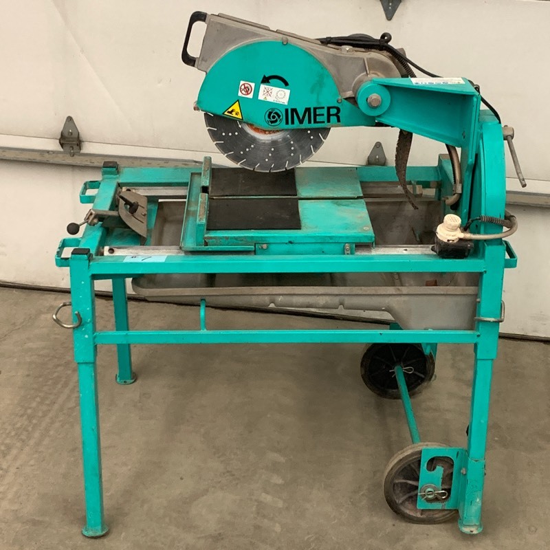 lot 7 image: Imer Masonry Saw