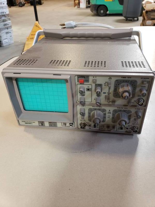 lot 68 image: Hameg 20 MHz Oscilloscope
