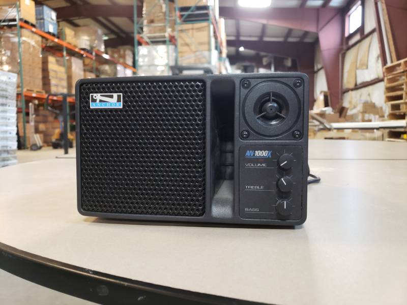 lot 70 image: Anchor 2 way powered Monitor