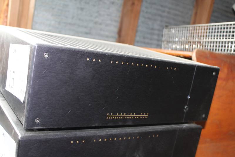 lot 15 image: B&K Components Ltd. CT Series HD6 Component Video Switcher