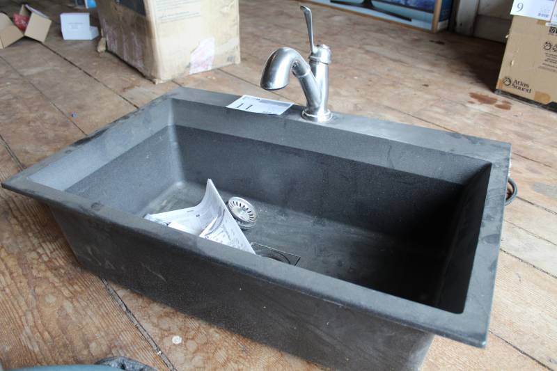lot 11 image: Pegasus Single Bowl Sink with Fixtures