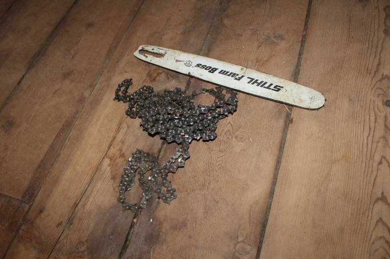 lot 74 image: Stihl Farm Boss Chainsaw Blade and Chains