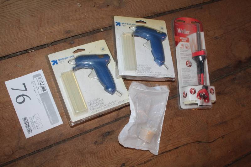 lot 76 image: Glue Gun Set Mini, Welder 400W Head