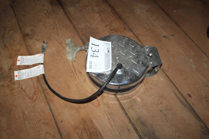 lot 134 image: Power Cord Reel