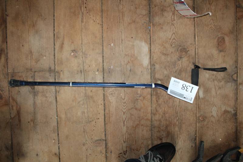 lot 138 image: MedLine Walking Cane