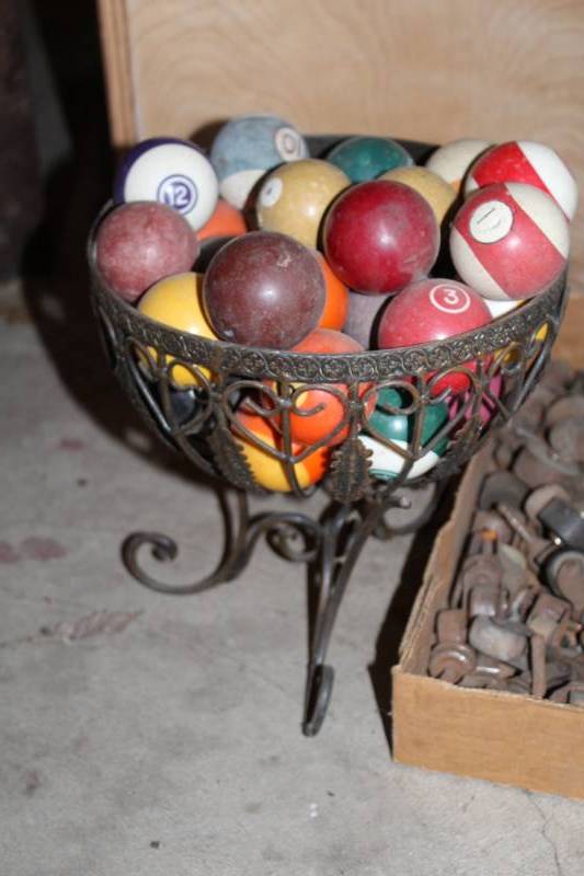 lot 175 image: Pool Billiard Balls