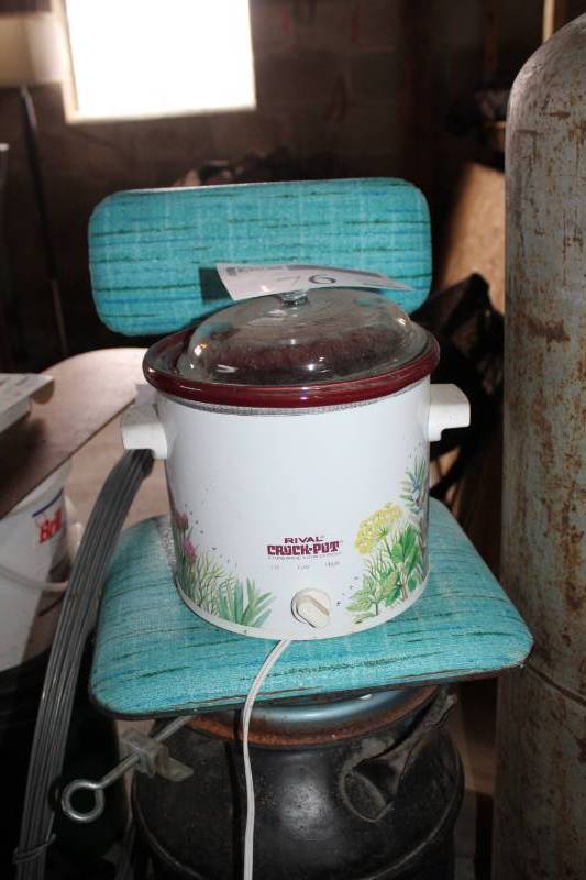 lot 176 image: Rival Crock-pot Stoneware Slow Cooker